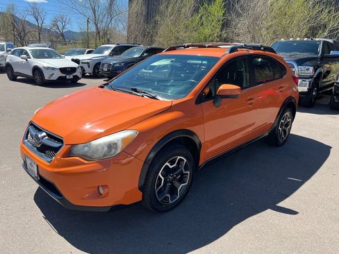 Used 2015 Subaru Crosstrek 2.0i Premium AWD/4WD image 3