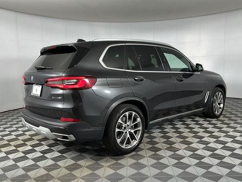 Used 2023 BMW X5 xDrive40i w/ Parking Assistance Package AWD/4WD image 26