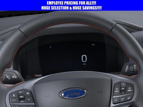 New 2026 Ford Explorer Active w/ Active Comfort Package AWD/4WD image 13