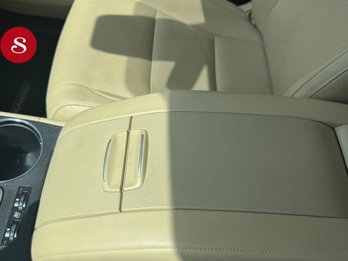 Used 2017 Toyota Highlander Limited image 24