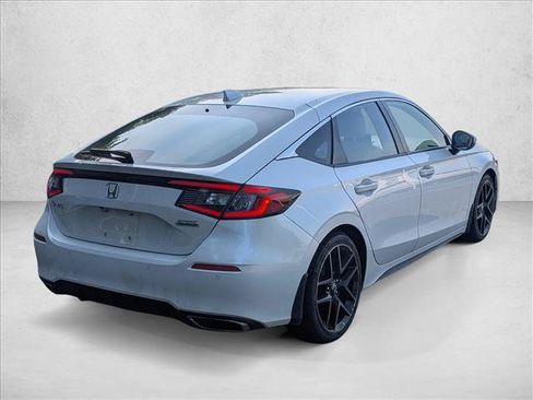 Used 2022 Honda Civic Sport Touring image 5