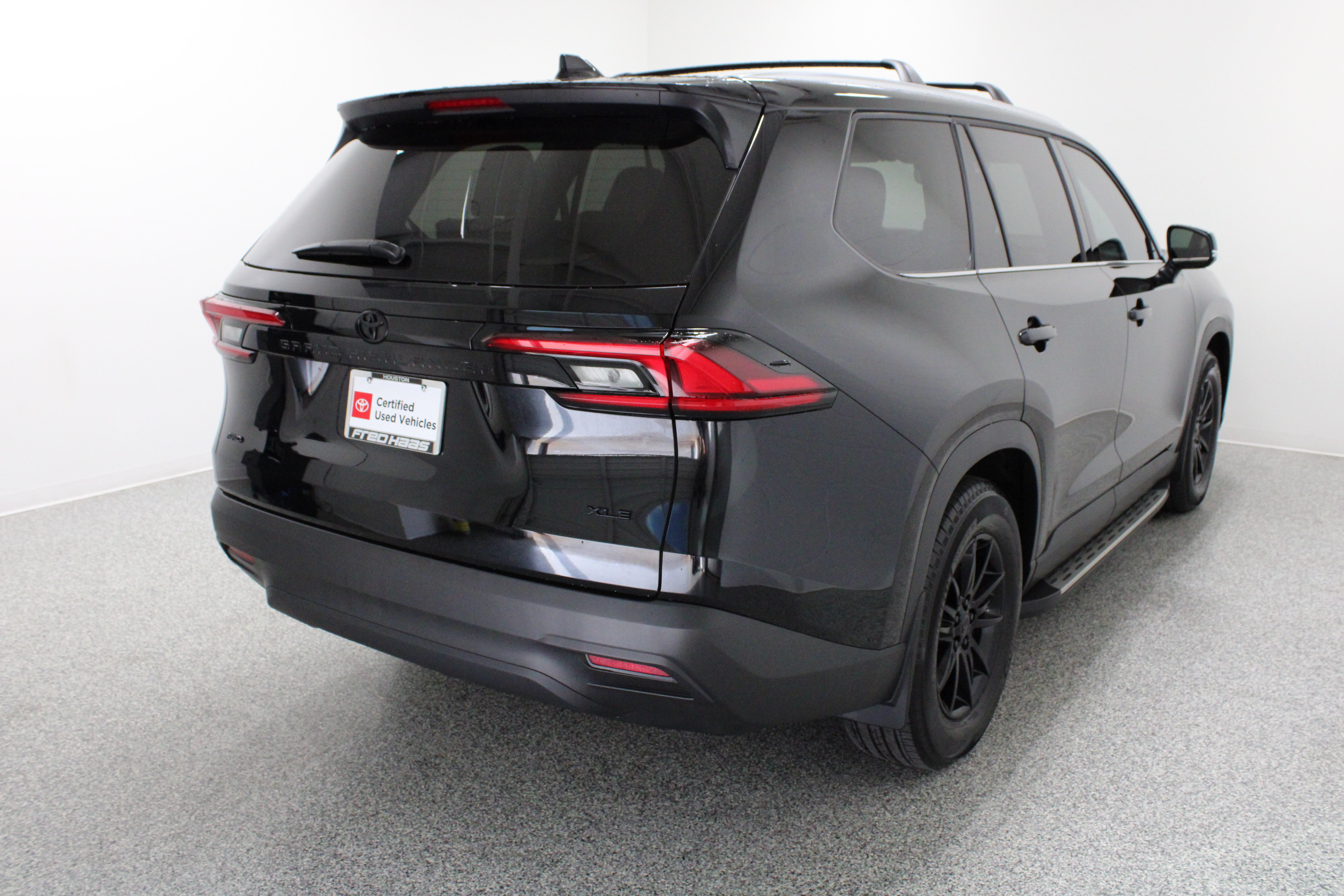 Used 2026 Toyota Grand Highlander AWD image 7