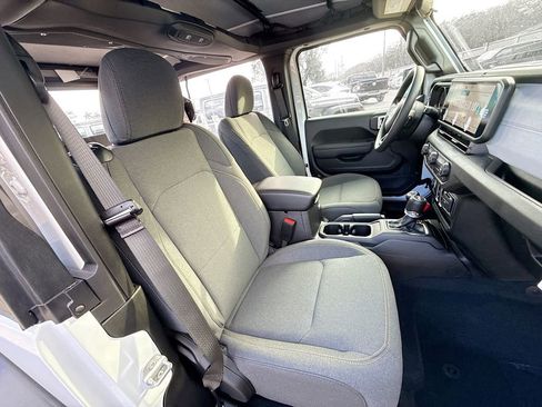 New 2026 Jeep Wrangler Sport AWD/4WD image 30