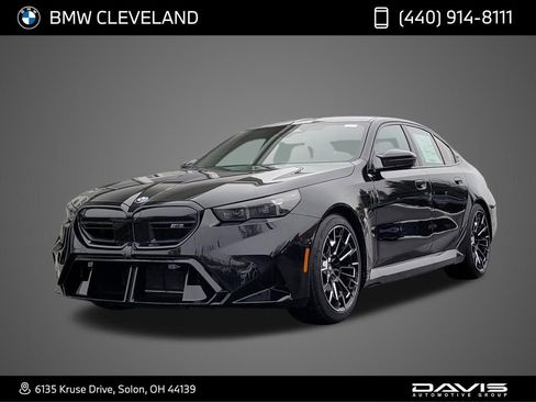 New 2026 BMW M5 w/ Carbon Package image 1