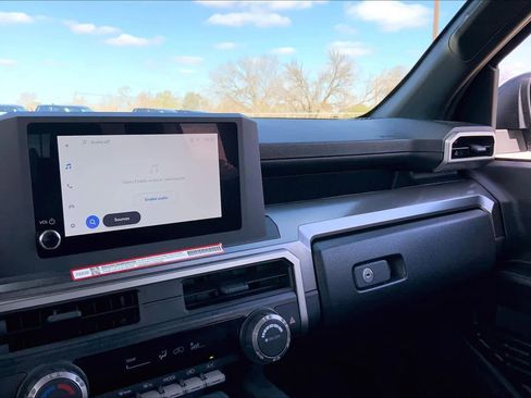 Certified 2025 Toyota 4Runner SR5 image 38