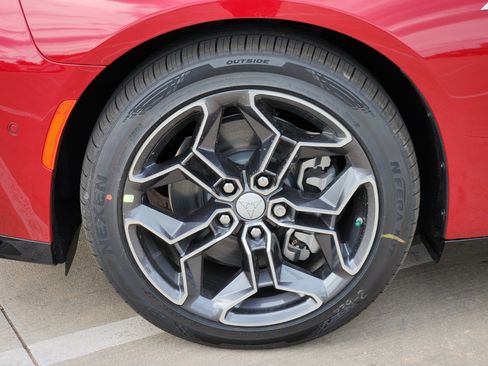 New 2026 Dodge Charger R/T AWD/4WD image 9
