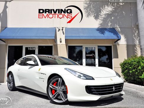 Used 2017 Ferrari GTC4Lusso AWD/4WD image 1