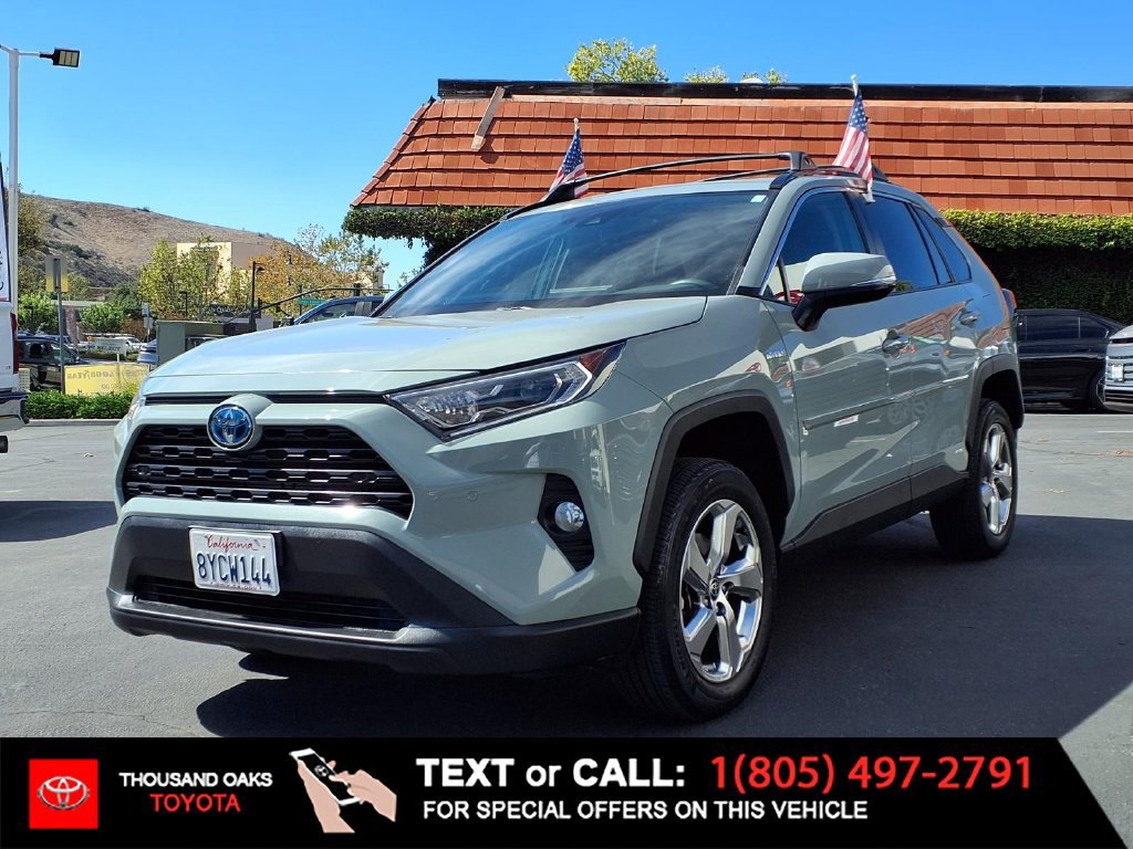 Certified 2021 Toyota RAV4 XLE Premium AWD/4WD image 1