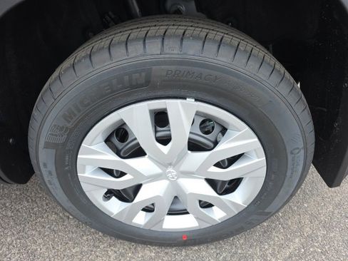 New 2026 Toyota Corolla Cross L image 6