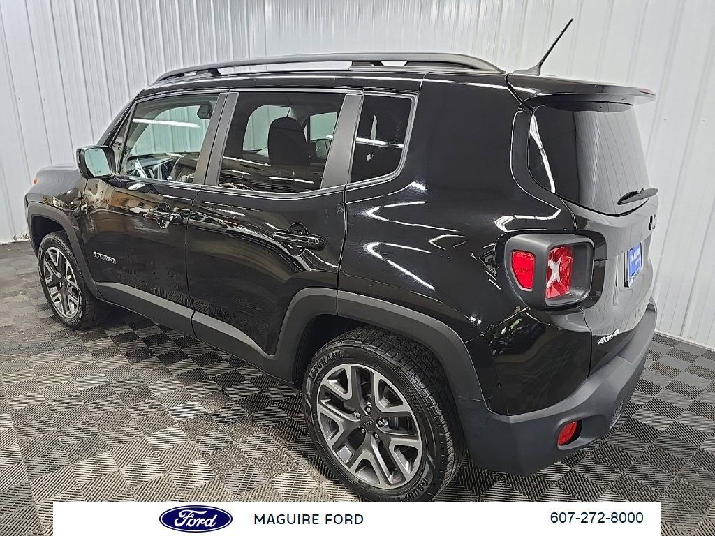 Used 2016 Jeep Renegade Latitude w/ Cold Weather Group AWD/4WD image 9