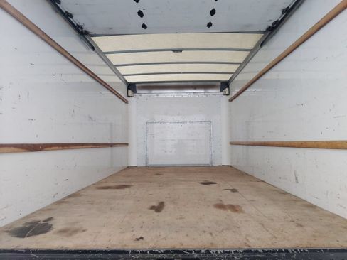 Used 2022 Ford E-350 and Econoline 350 Super Duty RWD image 15
