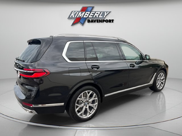 Used 2026 BMW X7 xDrive40i AWD/4WD image 5