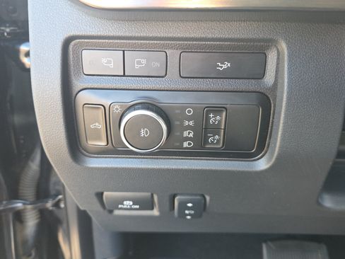 Used 2024 Ford F350 Lariat w/ Lariat Ultimate Package AWD/4WD image 10