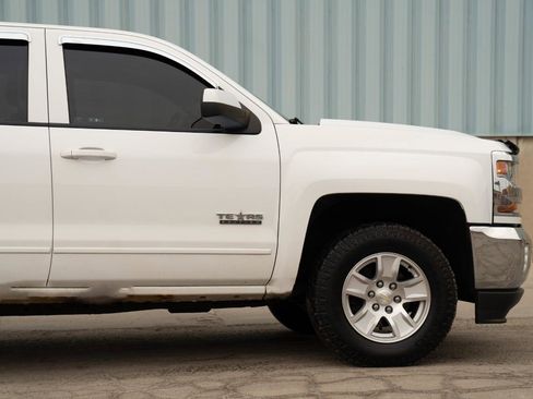 Used 2016 Chevrolet Silverado 1500 LT w/ Texas Edition image 11