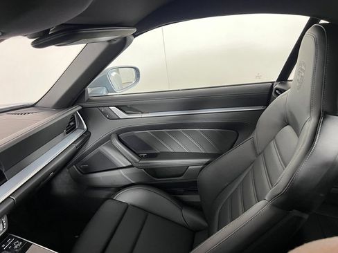 Certified 2023 Porsche 911 Carrera 4S AWD/4WD image 34
