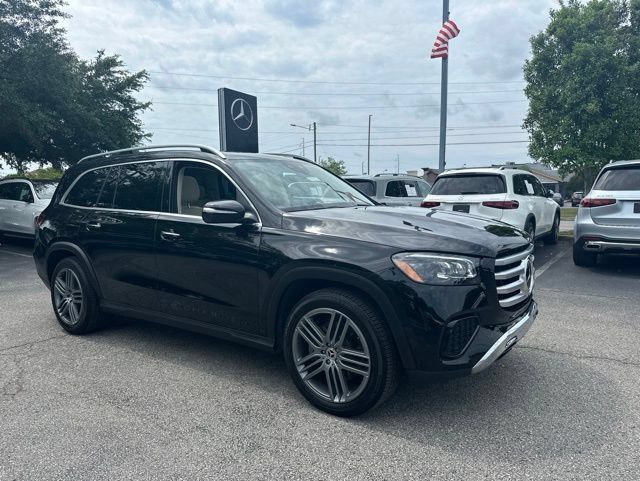 Certified 2024 Mercedes-Benz GLS 450 4MATIC image 8