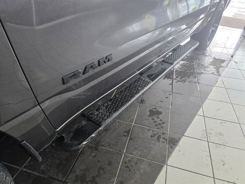 Used 2020 RAM 1500 Big Horn AWD/4WD image 39