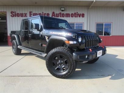 Used 2022 Jeep Gladiator Mojave w/ Auxiliary Switch Group