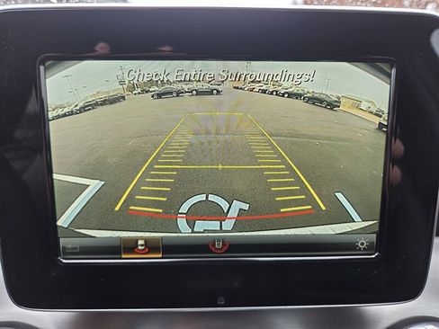 Used 2017 Mercedes-Benz GLA 250 image 19