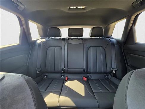 New 2026 Audi Q4 e-tron Premium image 17