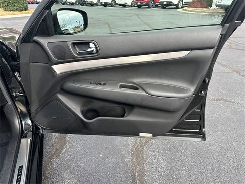 Used 2015 INFINITI Q40 w/ Navigation Package image 14