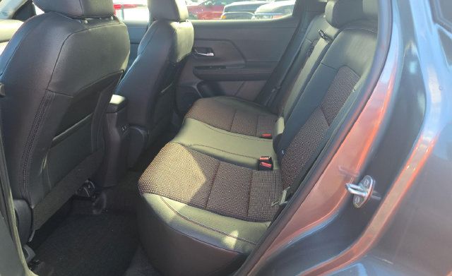Used 2025 Nissan Kicks SR FWD image 8