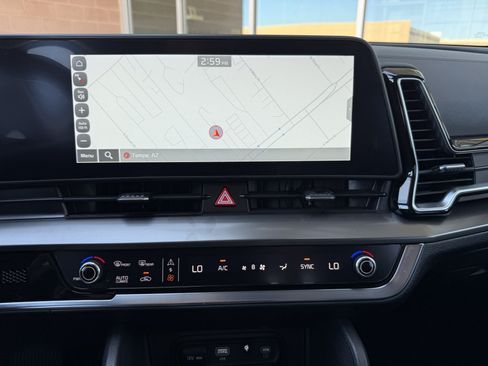 Used 2025 Kia Sportage EX w/ Premium Package FWD image 20