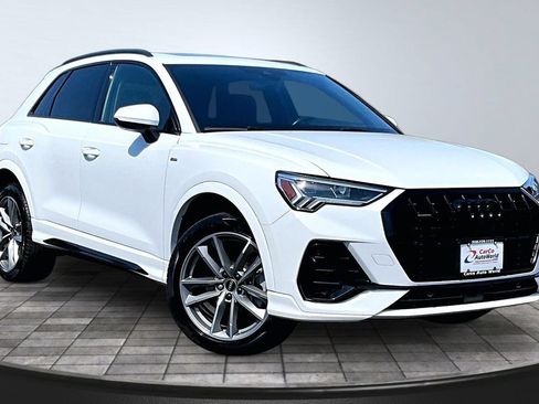 Used 2022 Audi Q3 2.0T Premium Plus AWD/4WD image 3