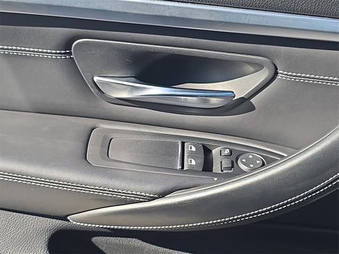 Used 2020 BMW M4 Coupe w/ Competition Package image 30