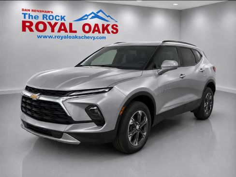 New 2026 Chevrolet Blazer LT w/ Convenience Package AWD/4WD image 1