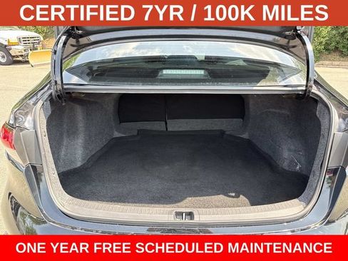 Used 2025 Toyota Corolla SE FWD image 12