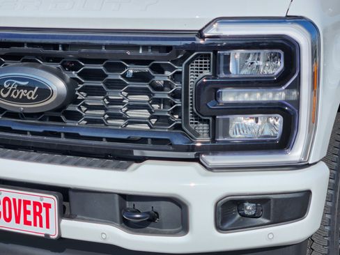 New 2026 Ford F250 Lariat w/ Black Appearance Package AWD/4WD image 5