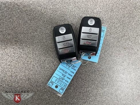 Used 2019 Kia Optima S image 26