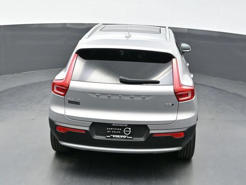 Used 2025 Volvo XC40 B5 Core AWD/4WD image 35