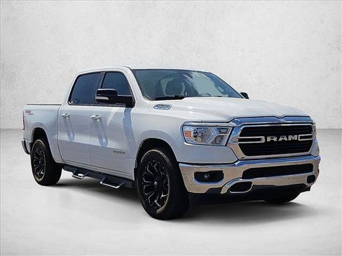 Used 2019 RAM 1500 Big Horn RWD image 3