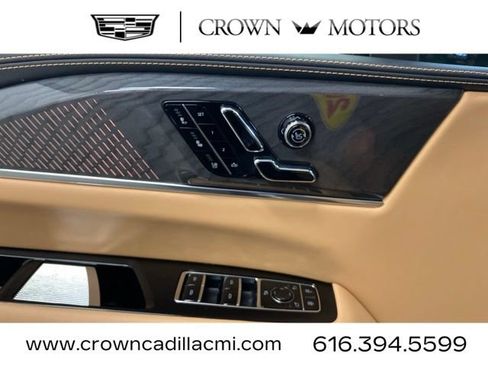 Certified 2025 Cadillac Escalade IQ Sport 2 AWD/4WD image 17