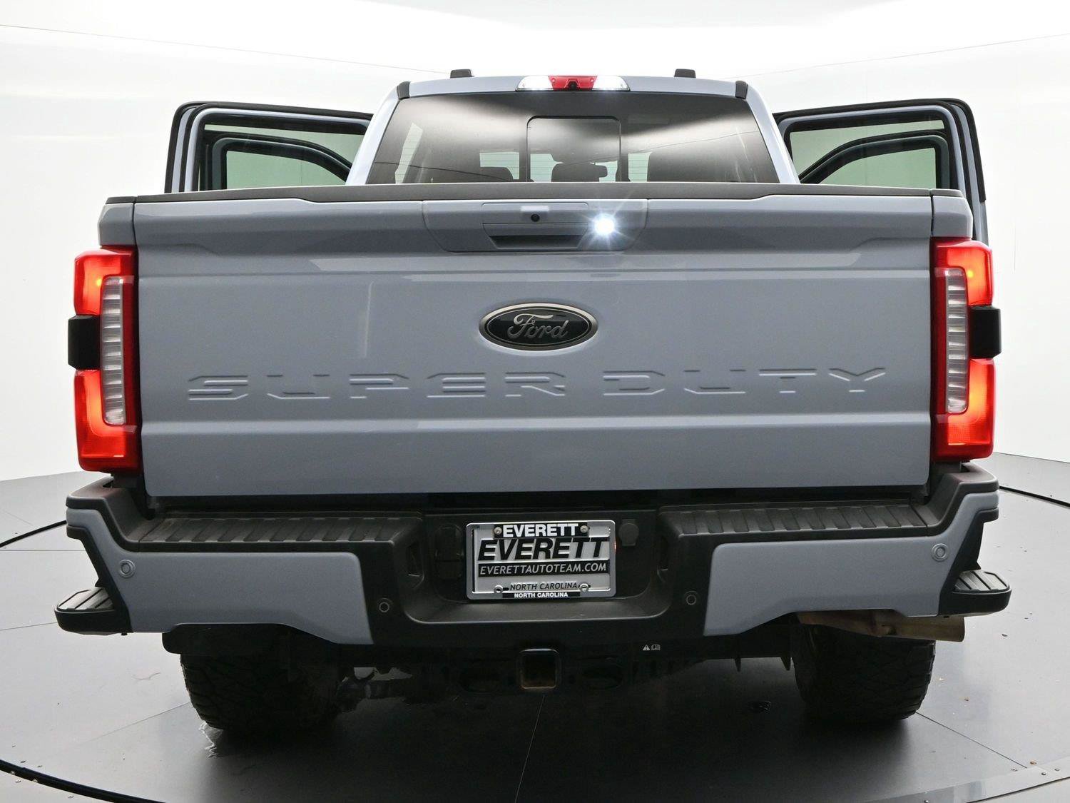 Used 2024 Ford F250 Lariat w/ Lariat Ultimate Package AWD/4WD image 45