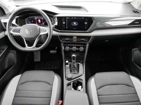 Certified 2024 Volkswagen Taos SEL image 10