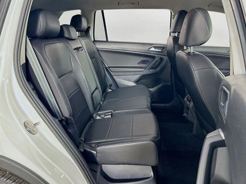 Certified 2021 Volkswagen Tiguan SE AWD/4WD image 26