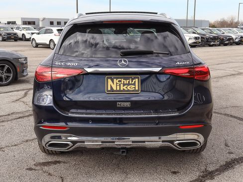 Used 2023 Mercedes-Benz GLC 300 4MATIC image 5