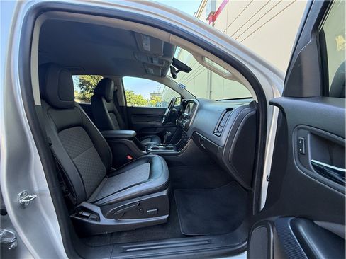 Used 2016 Chevrolet Colorado Z71 AWD/4WD image 13