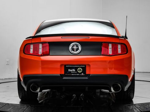 Used 2012 Ford Mustang Boss 302 w/ Boss 302 Accessory Pkg RWD image 12
