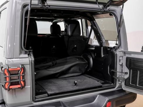 Used 2021 Jeep Wrangler Unlimited Rubicon AWD/4WD image 44