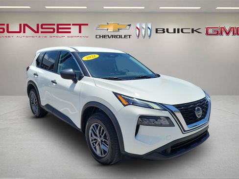 Used 2021 Nissan Rogue S AWD/4WD image 1