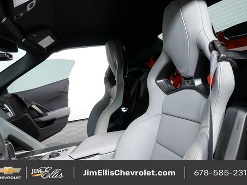 Used 2019 Chevrolet Corvette Z06 image 6