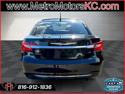 Used 2013 Chrysler 200 Touring image 4