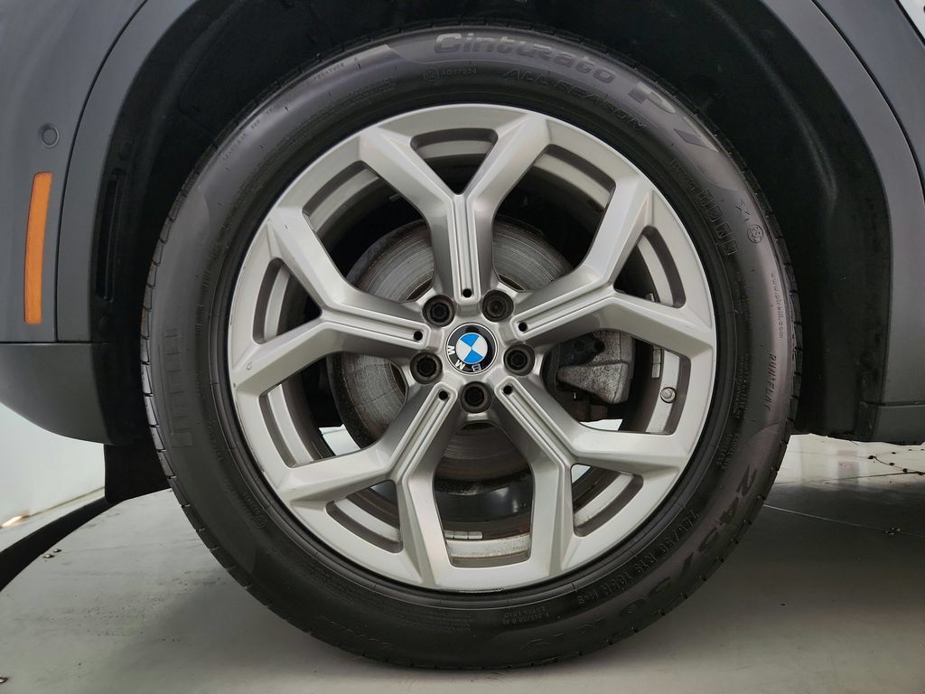 Used 2022 BMW X4 xDrive30i AWD/4WD image 39