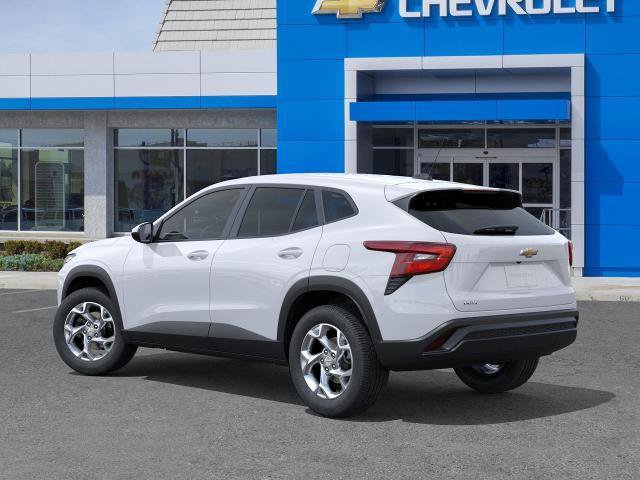 New 2026 Chevrolet Trax LS w/ LS Convenience Package FWD image 3