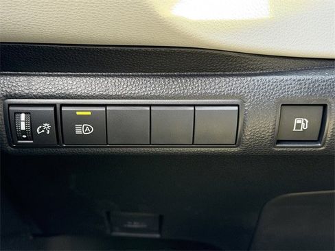 Certified 2025 Toyota Corolla LE image 21