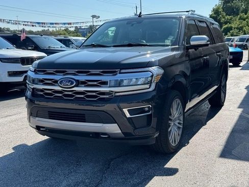 Used 2023 Ford Expedition Max Platinum AWD/4WD image 9